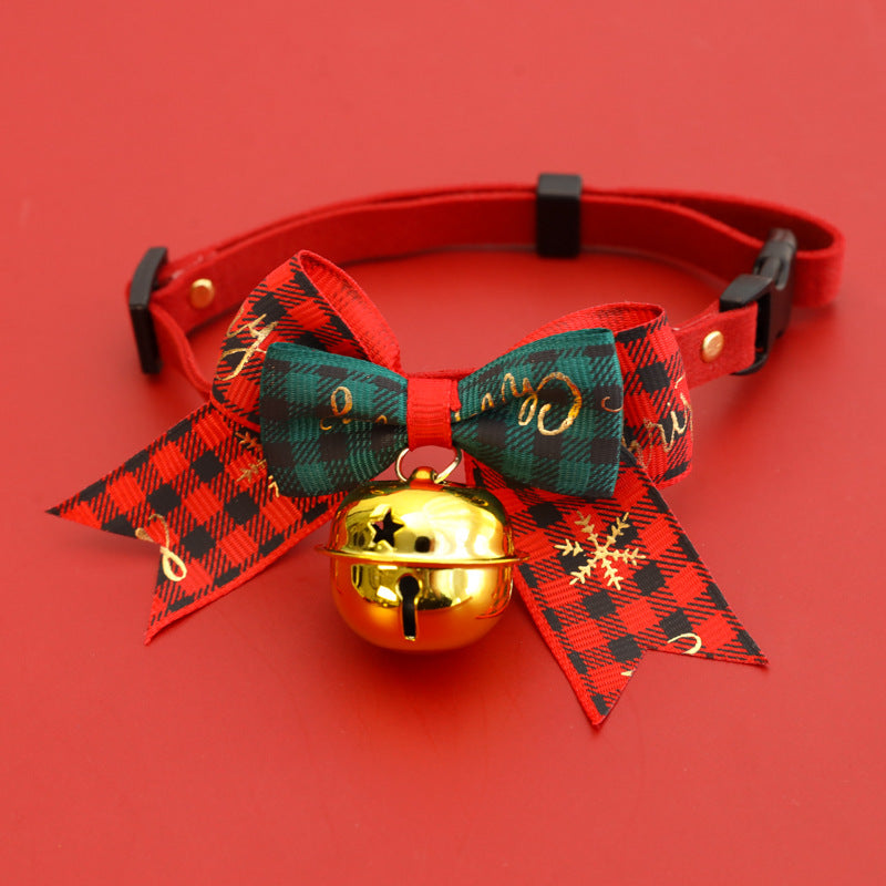 Exquisite pet Christmas collar with bells and bows